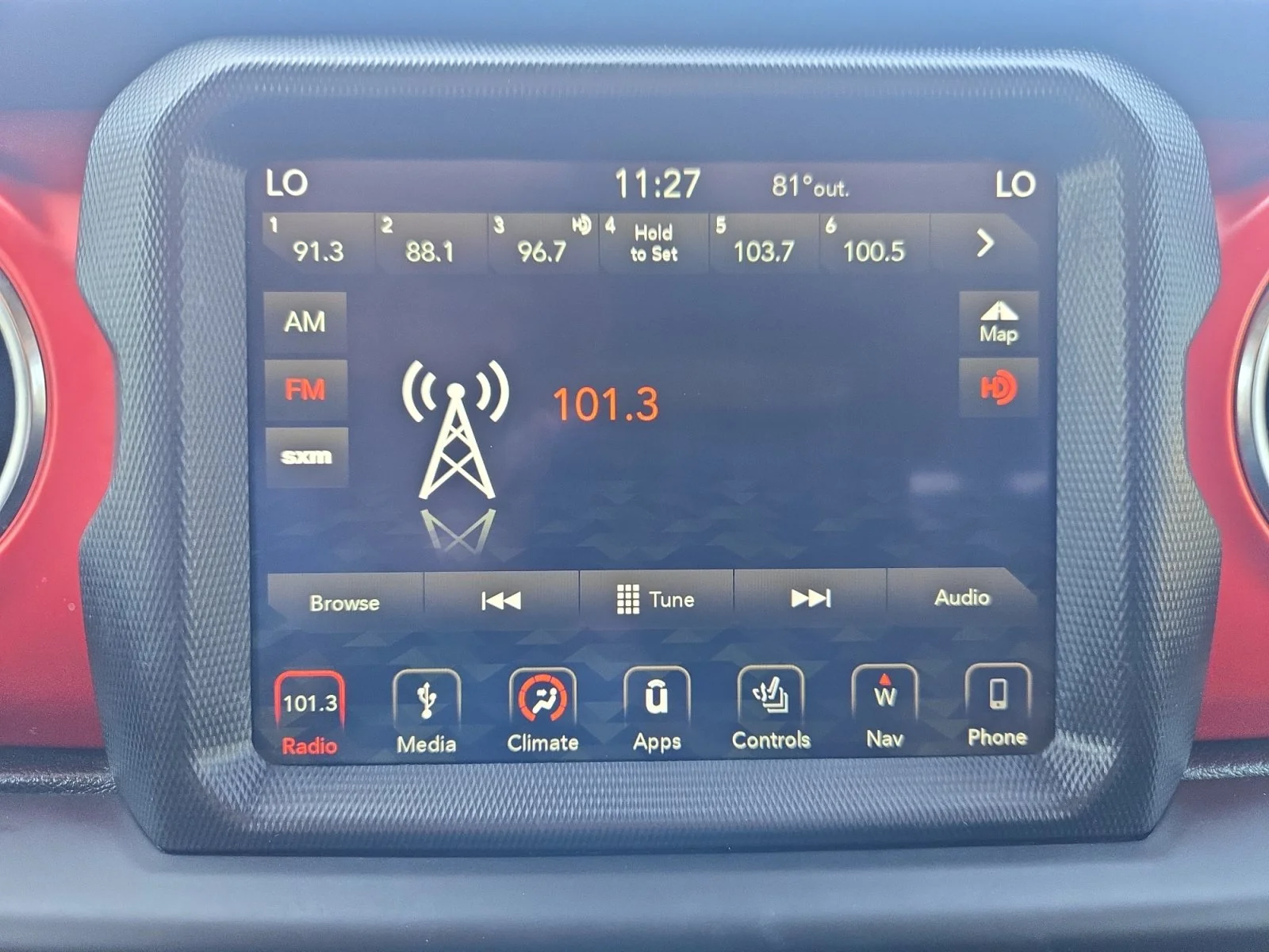 Used 2019 Firecracker Red Clearcoat Jeep Rubicon image 17