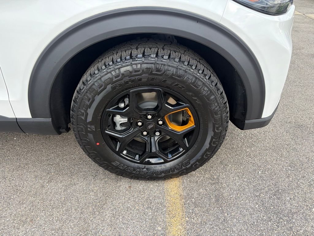 2026 Ford Explorer Tremor - Photo 35