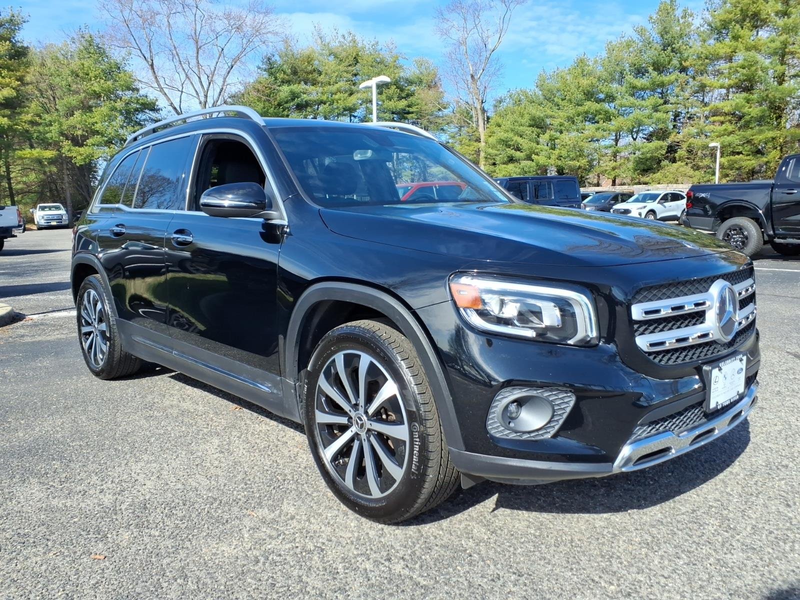 2021 Mercedes-Benz GLB GLB250 4MATIC's photo