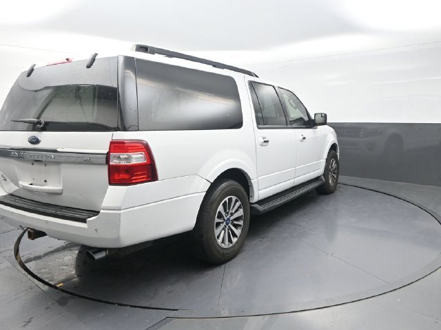 Used 2017 White Ford XLT image 8