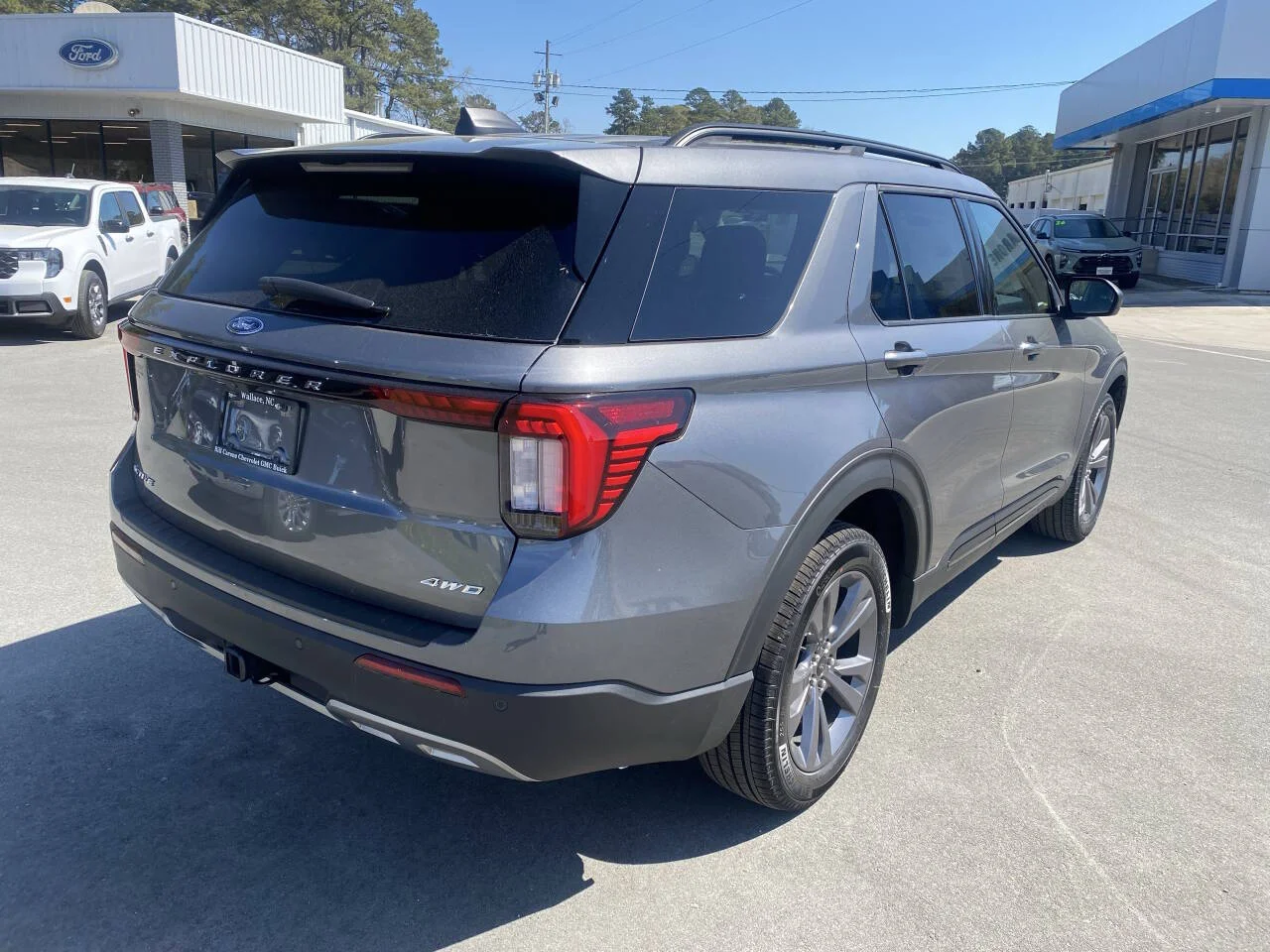 New 2026 Carbonized Gray Metallic Ford Active image 23