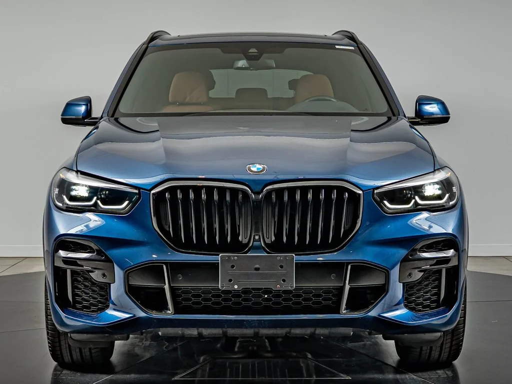 Used 2023 Phytonic Blue Metallic BMW M50i image 2