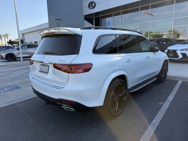 Used 2025  Mercedes-Benz GLS 580 image 3