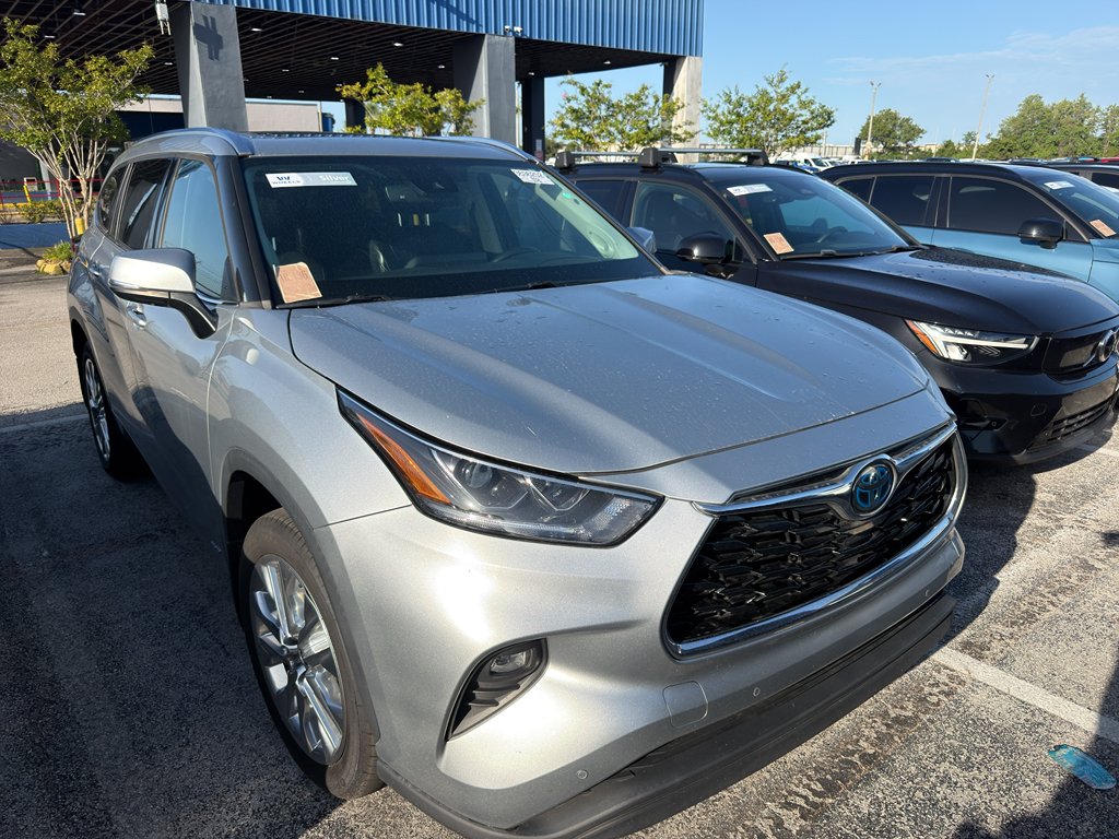 Used 2022 Celestial Silver Metallic Toyota Hybrid Limited image 1