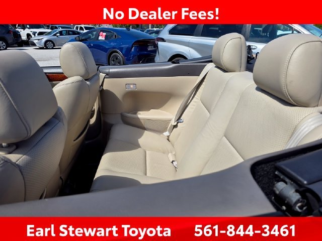 Used 2006 Red Toyota SLE image 6