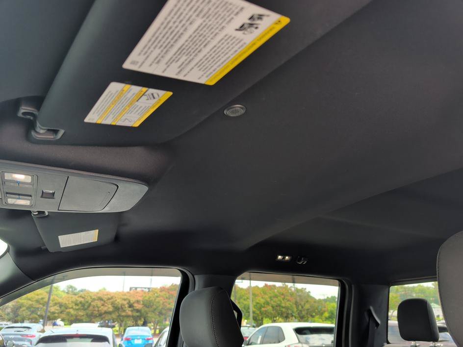 Used 2022 Black Metallic Ford XLT image 27