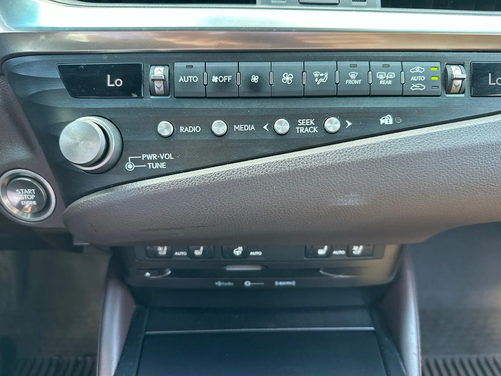 Used 2021 Black Lexus 250 image 32