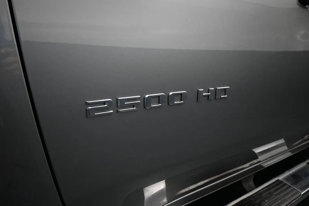 Used 2024 Gray Chevrolet Custom image 9