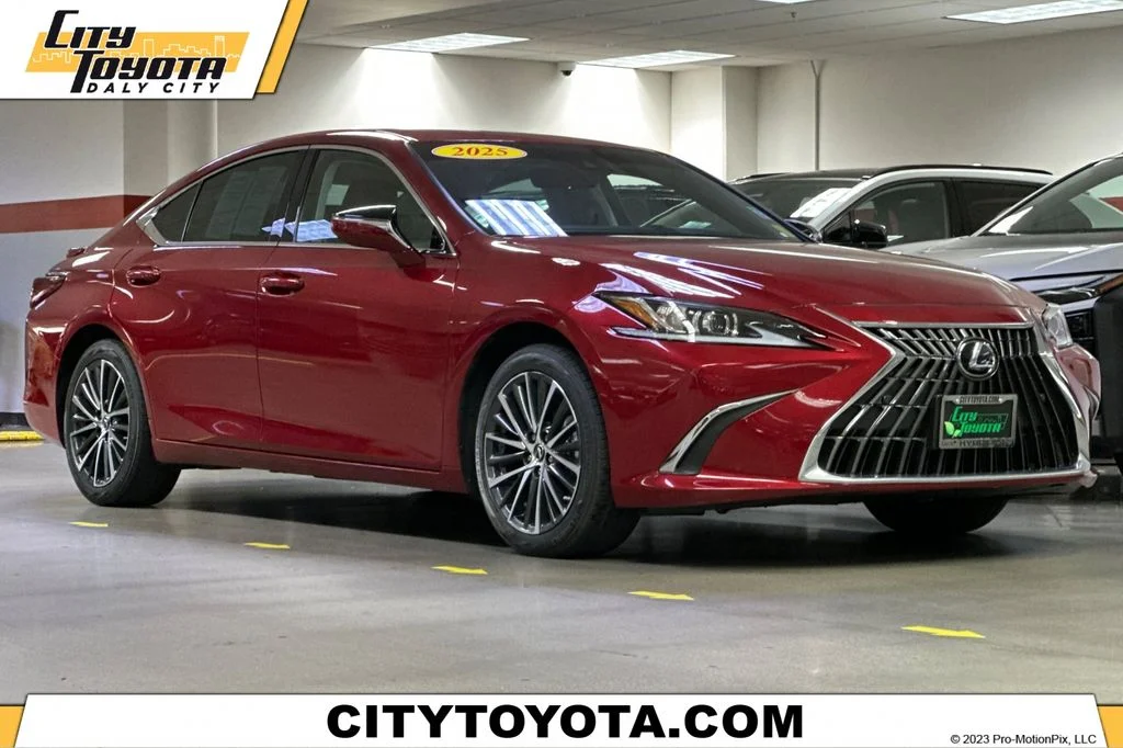 2025 Lexus ES
