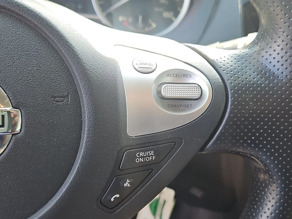 Used 2019 Black Nissan S image 25