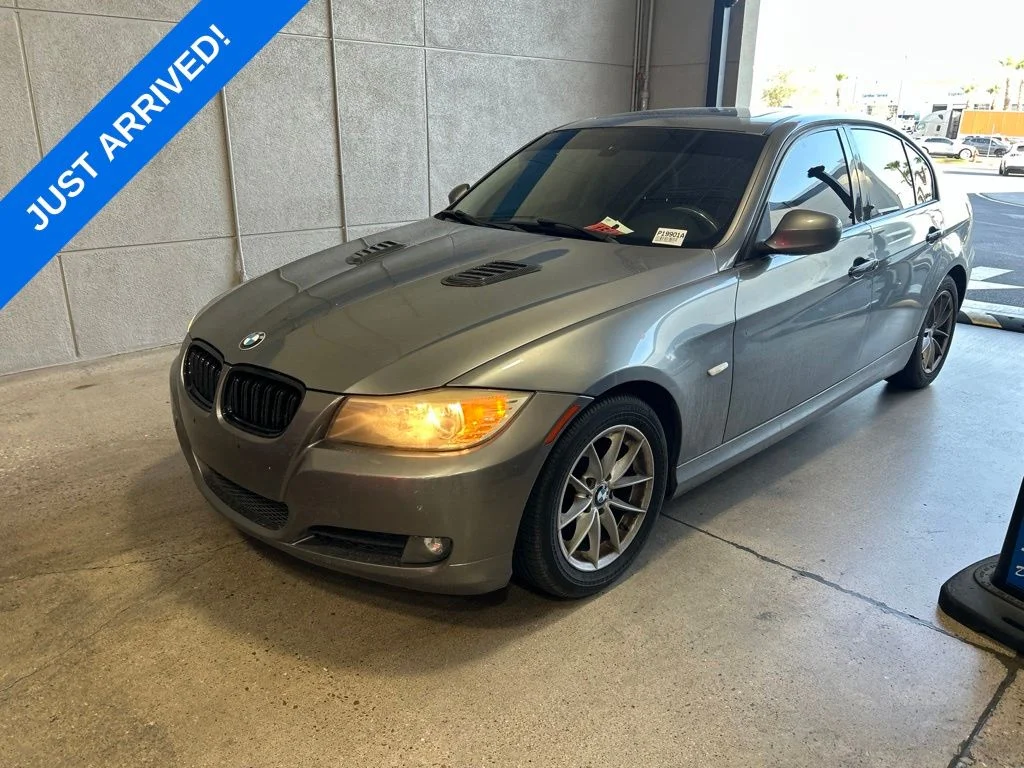 2010 BMW 3 Series 328i Sedan SULEV's photo