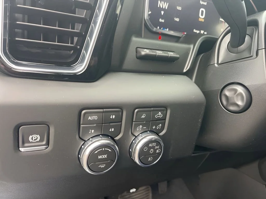 New 2026 Glacier White Tricoat GMC Denali Ultimate image 26