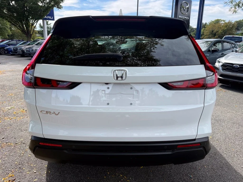 Used 2024 Platinum White Pearl Honda EX-L image 7