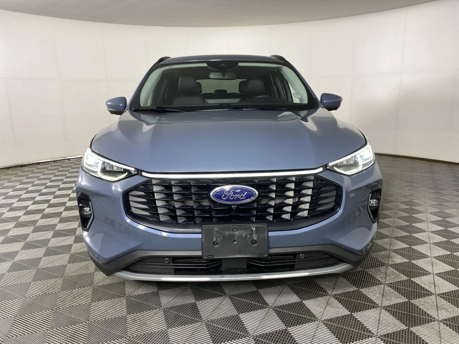 Used 2023 Vapor Blue Ford Platinum image 5