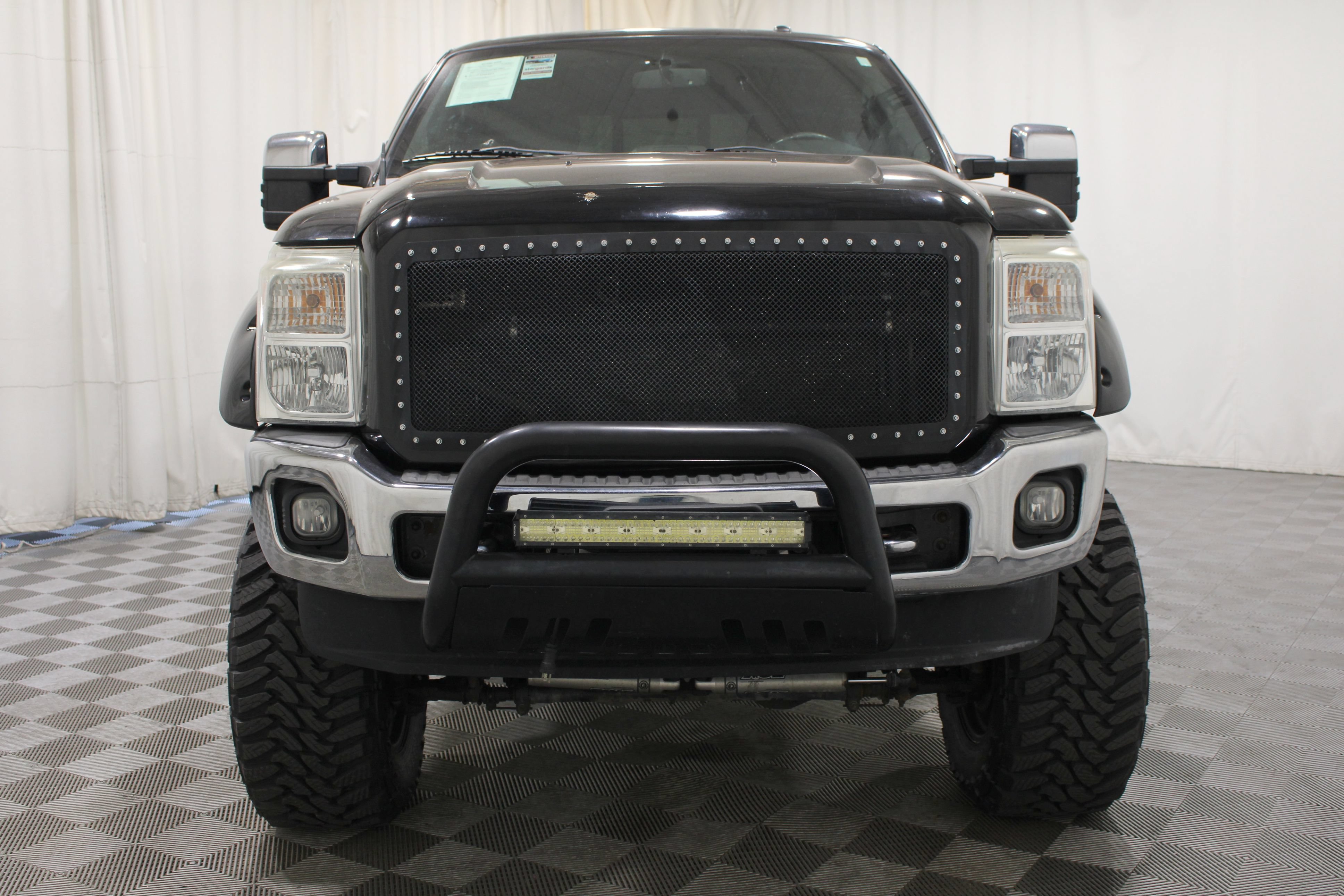 Used 2016 Shadow Black Ford Lariat image 29
