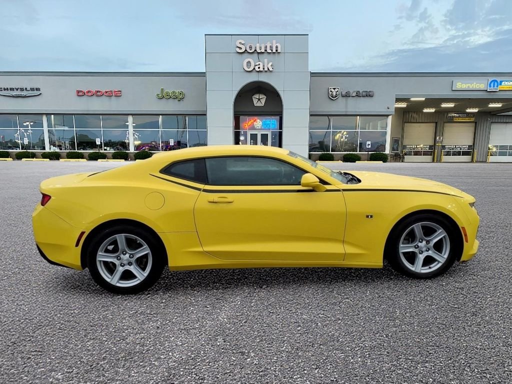 Used 2017 Chevrolet Camaro 1LT with VIN 1G1FB1RX5H0112114 for sale in Matteson, IL