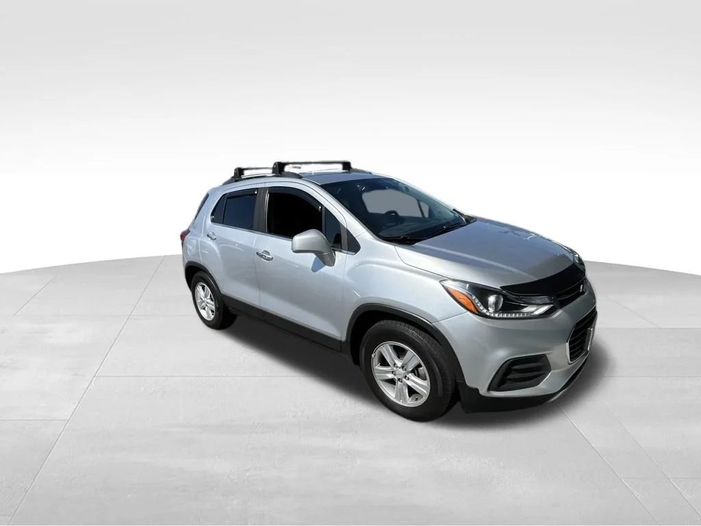Used 2020 Silver Chevrolet LT image 23