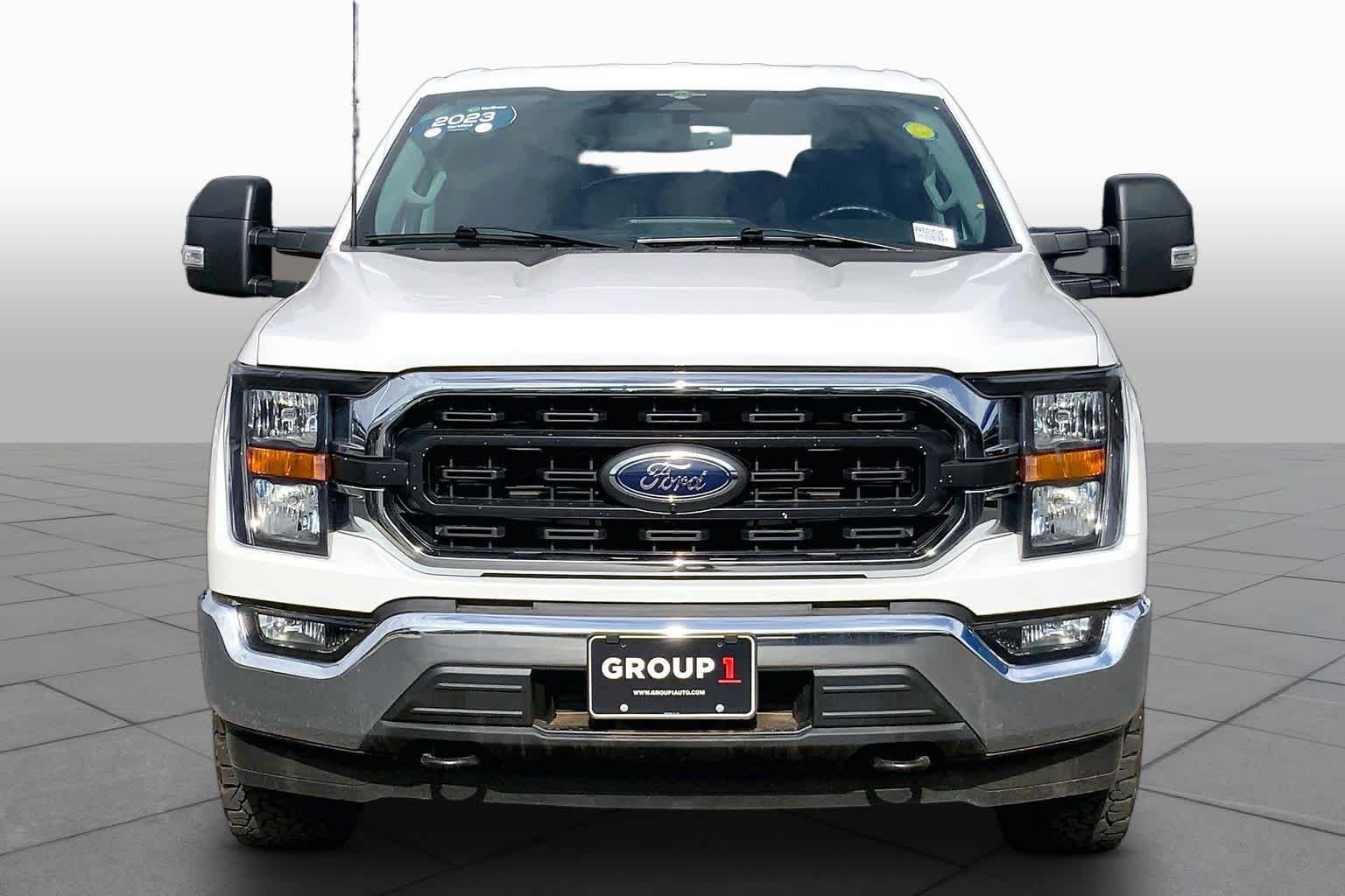 Used 2023 Oxford White Ford XLT image 4