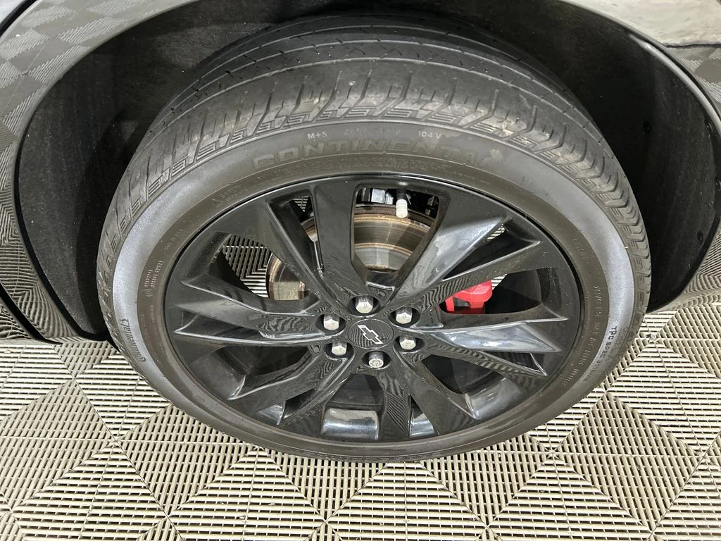 Used 2021 Gray Chevrolet RS image 10