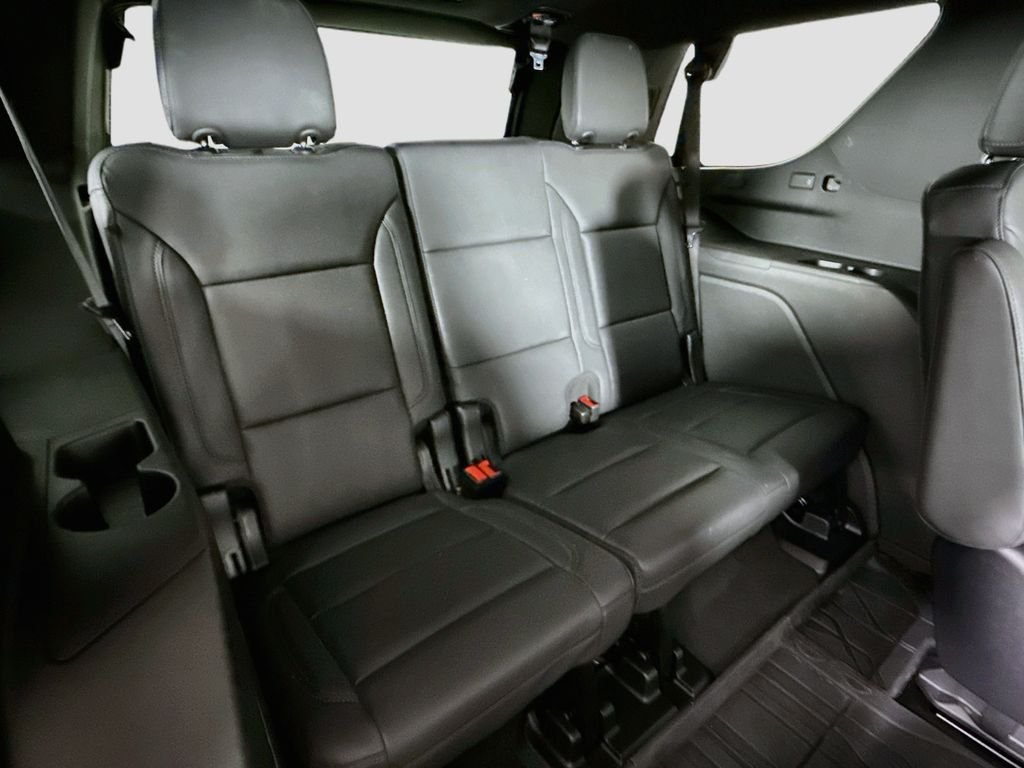 Used 2026 Gray Chevrolet Z71 image 27
