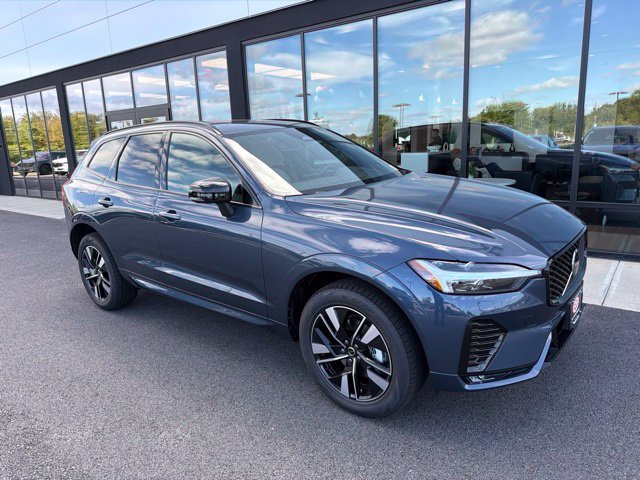 Denim Blue 2027 Volvo XC60 SUV / Crossover
