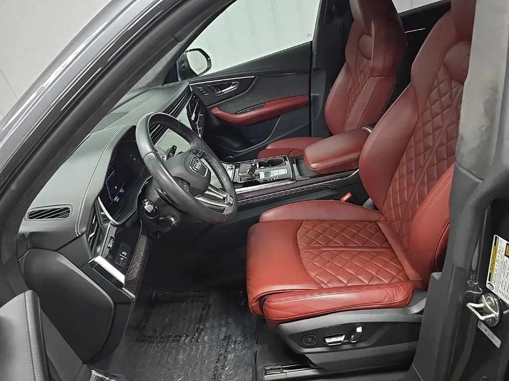 Used 2022 Gray Audi 4.0T Prestige image 30