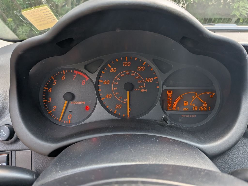 Used 2003 White Toyota GT image 13