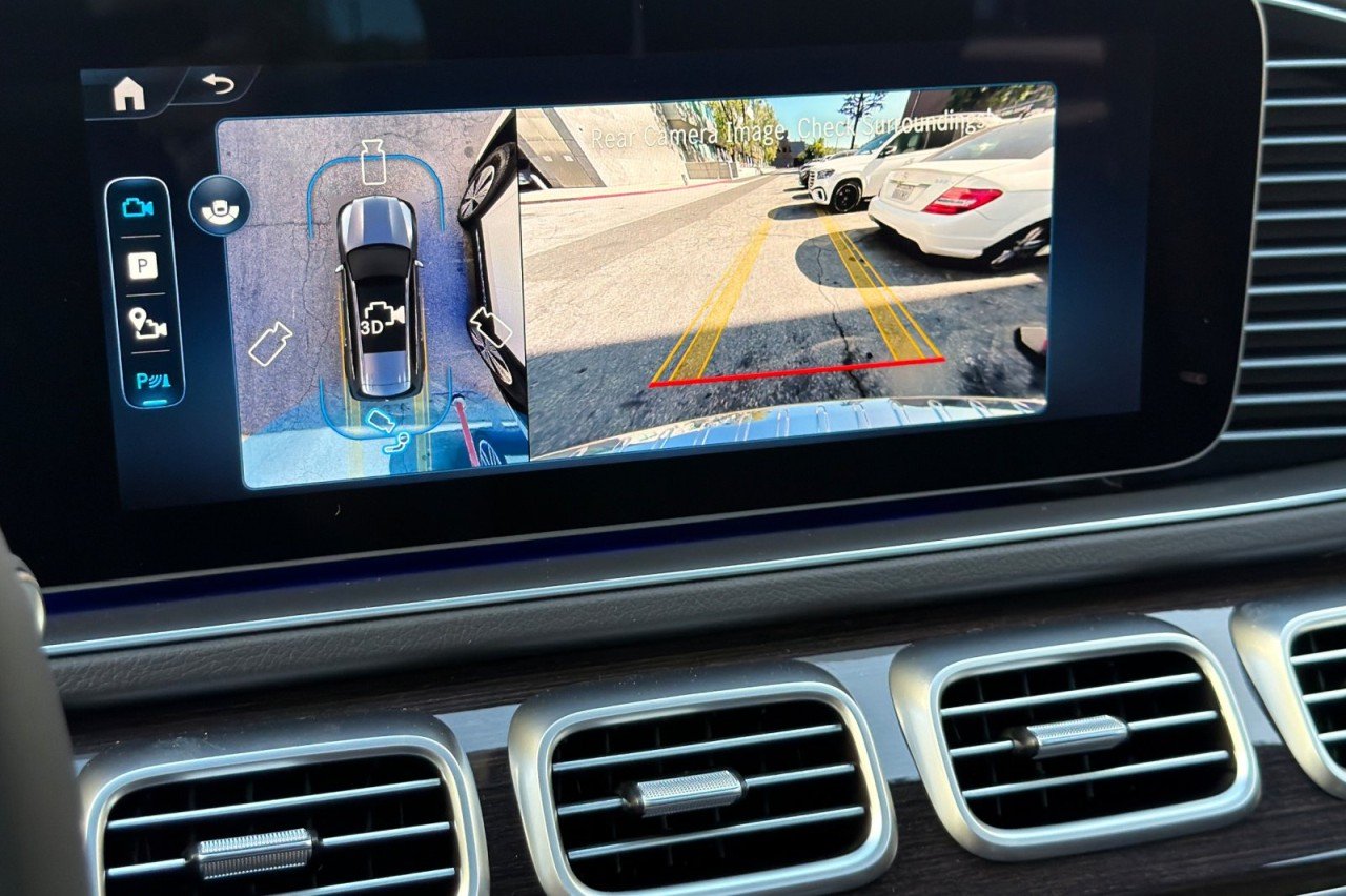 New 2026 Cirrus Silver Metallic Mercedes-Benz GLS 450 4MATIC® SUV image 20