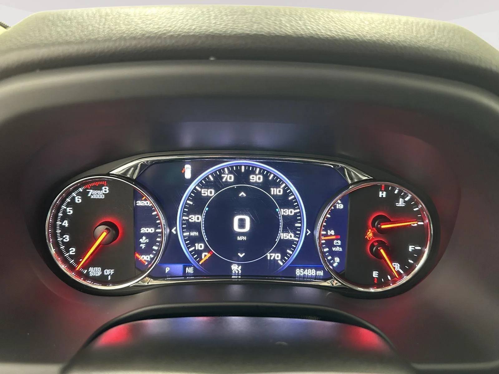 Used 2021 WHITE FROST TRICOAT GMC Denali image 10