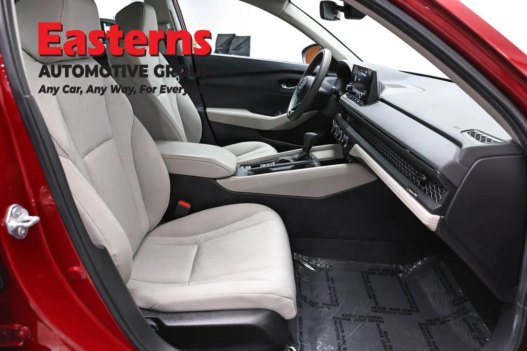 Used 2024 Red Honda LX image 23