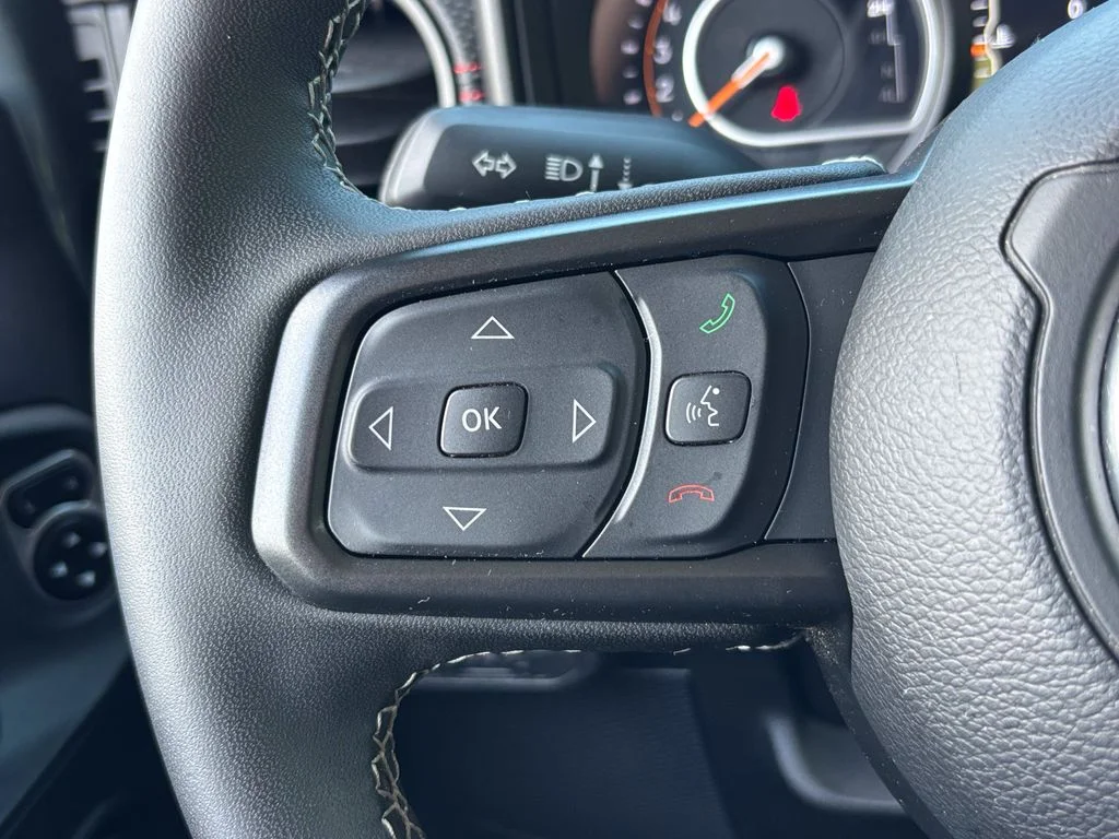 Used 2025 Gray Jeep Rubicon image 28