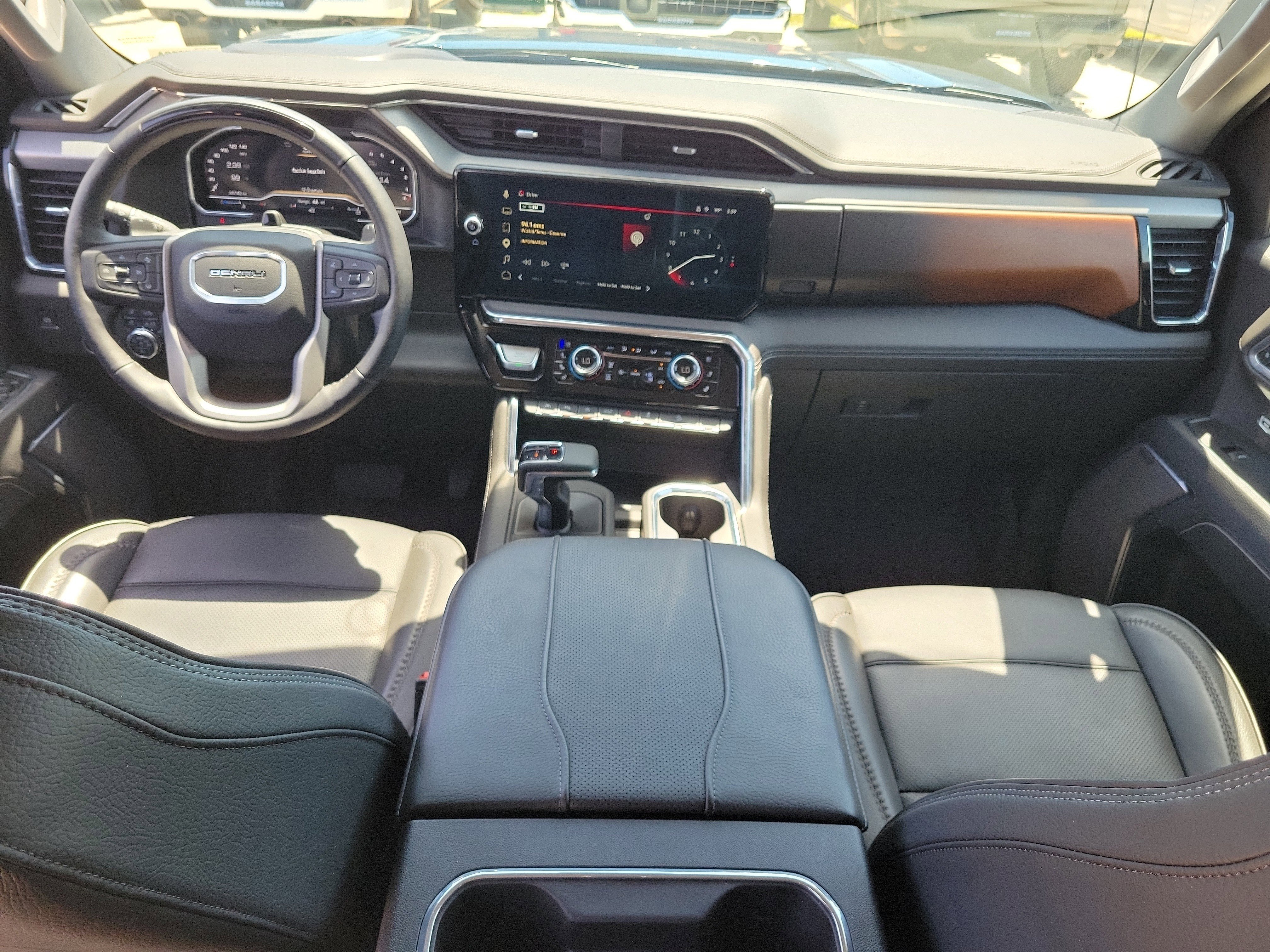 Used 2025 Downpour Metallic GMC Denali image 15