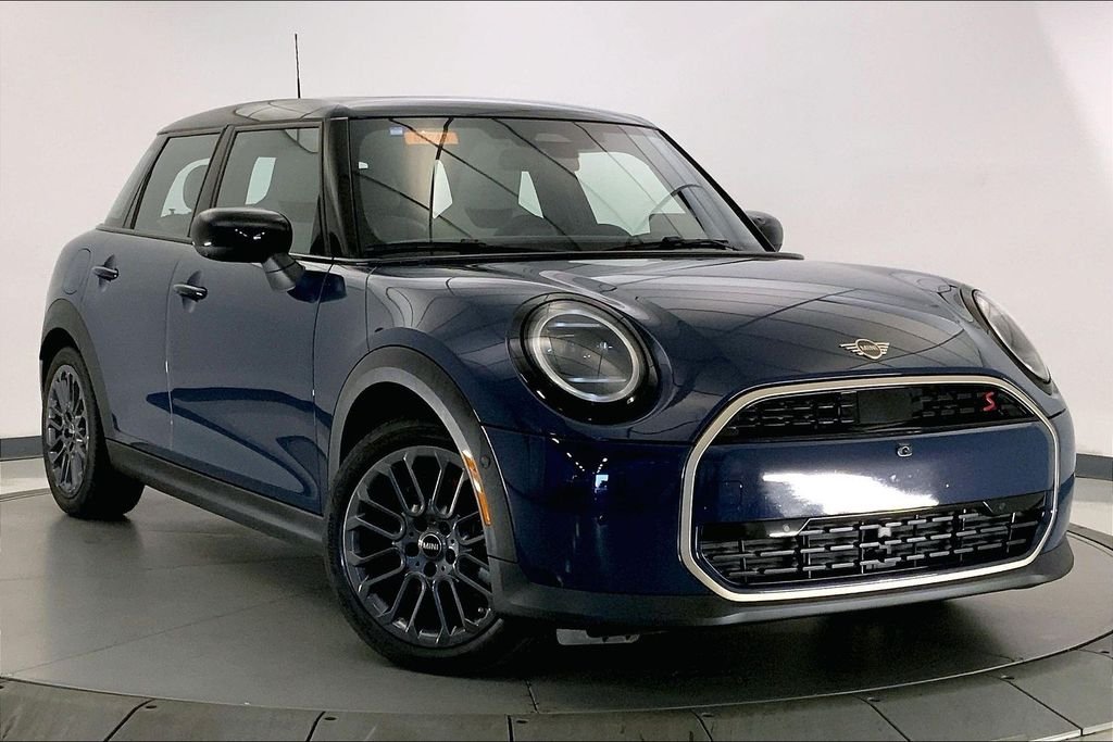 Used 2026 Indigo Sunset Blue Metallic MINI  image 32
