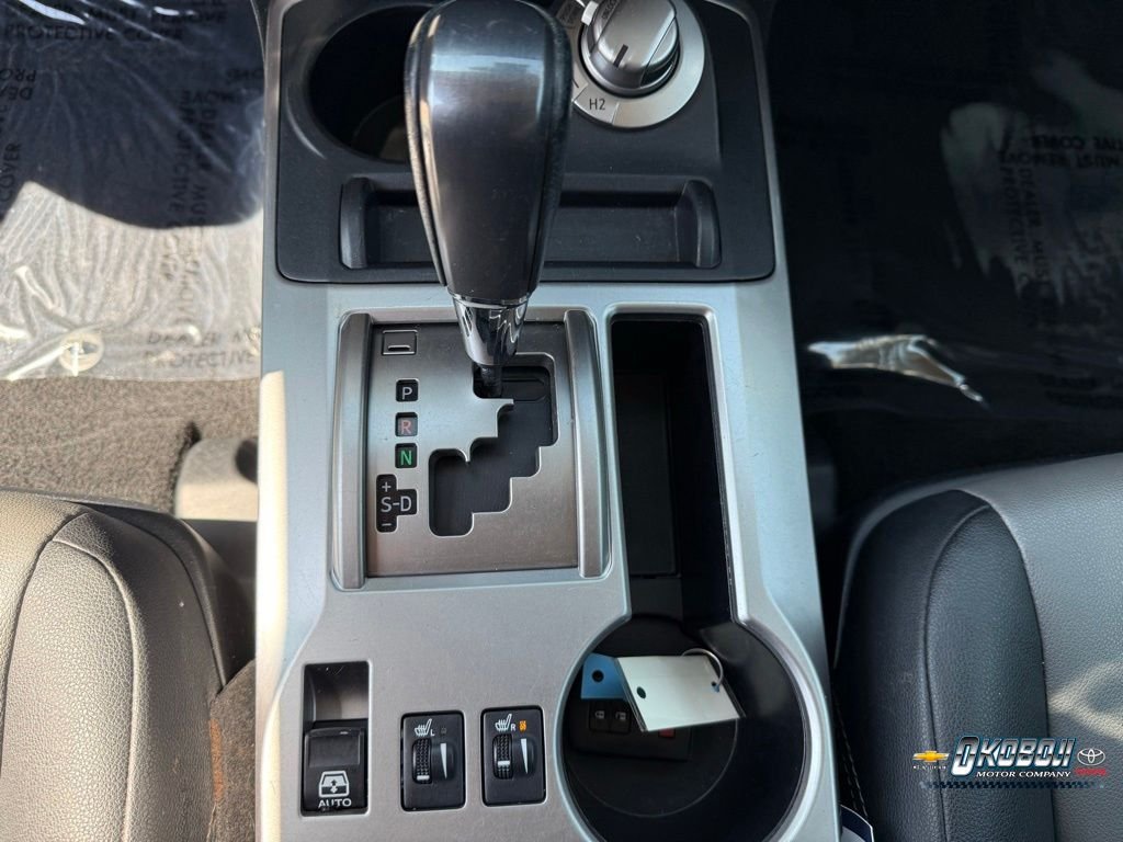 Used 2020 White Toyota SR5 Premium image 12