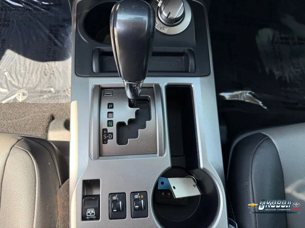 Used 2020 White Toyota SR5 Premium image 12