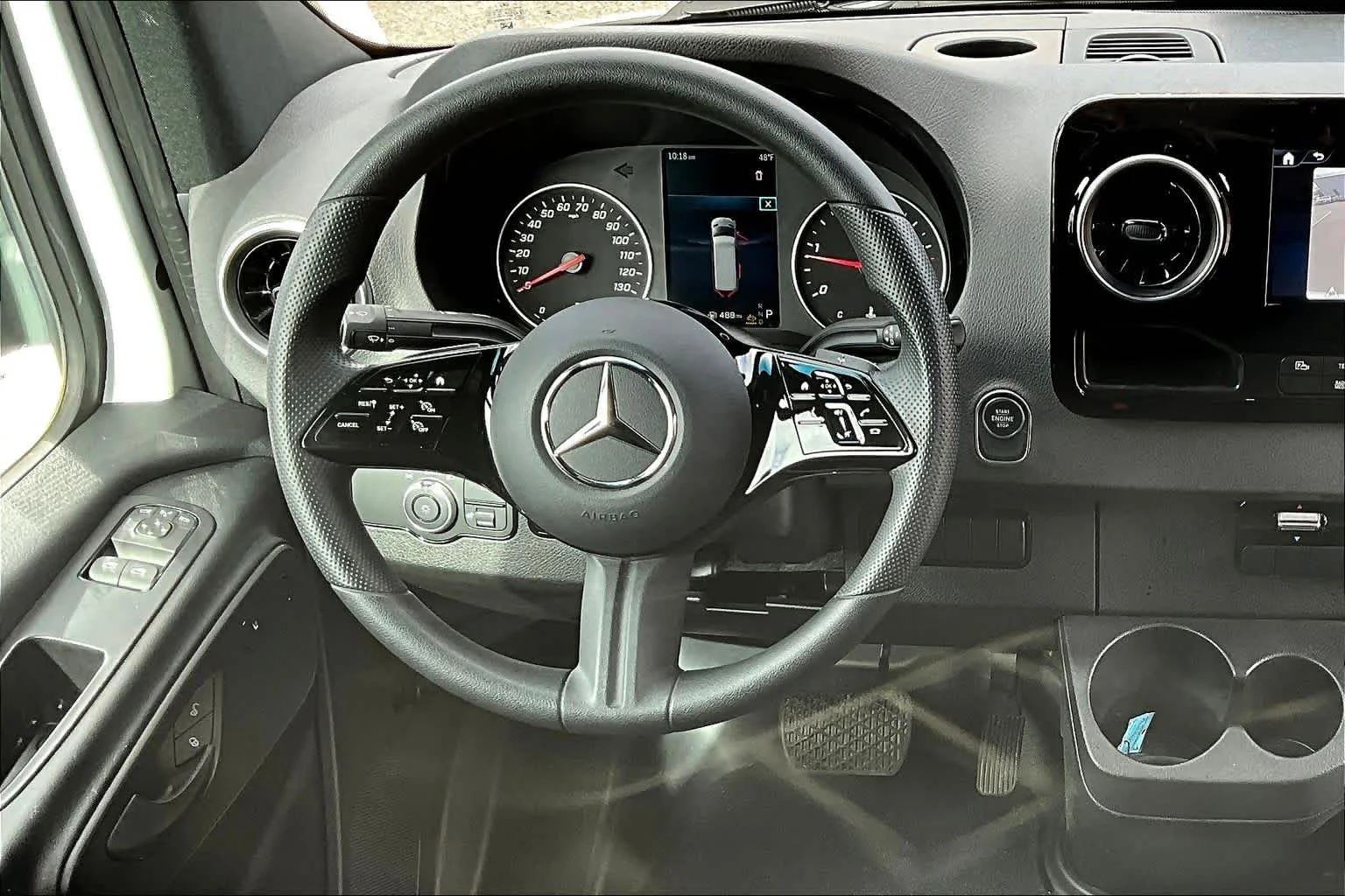 Used 2025 Arctic White Mercedes-Benz  image 6