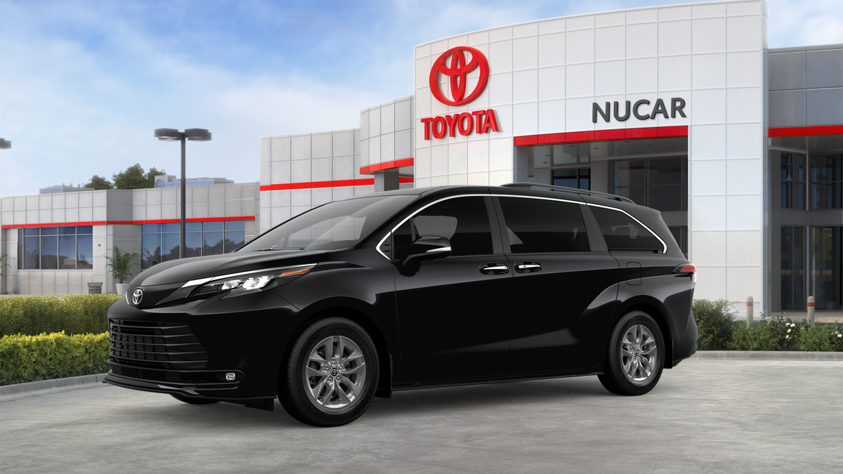 New 2026 Midnight Black Metallic Toyota XLE image 2