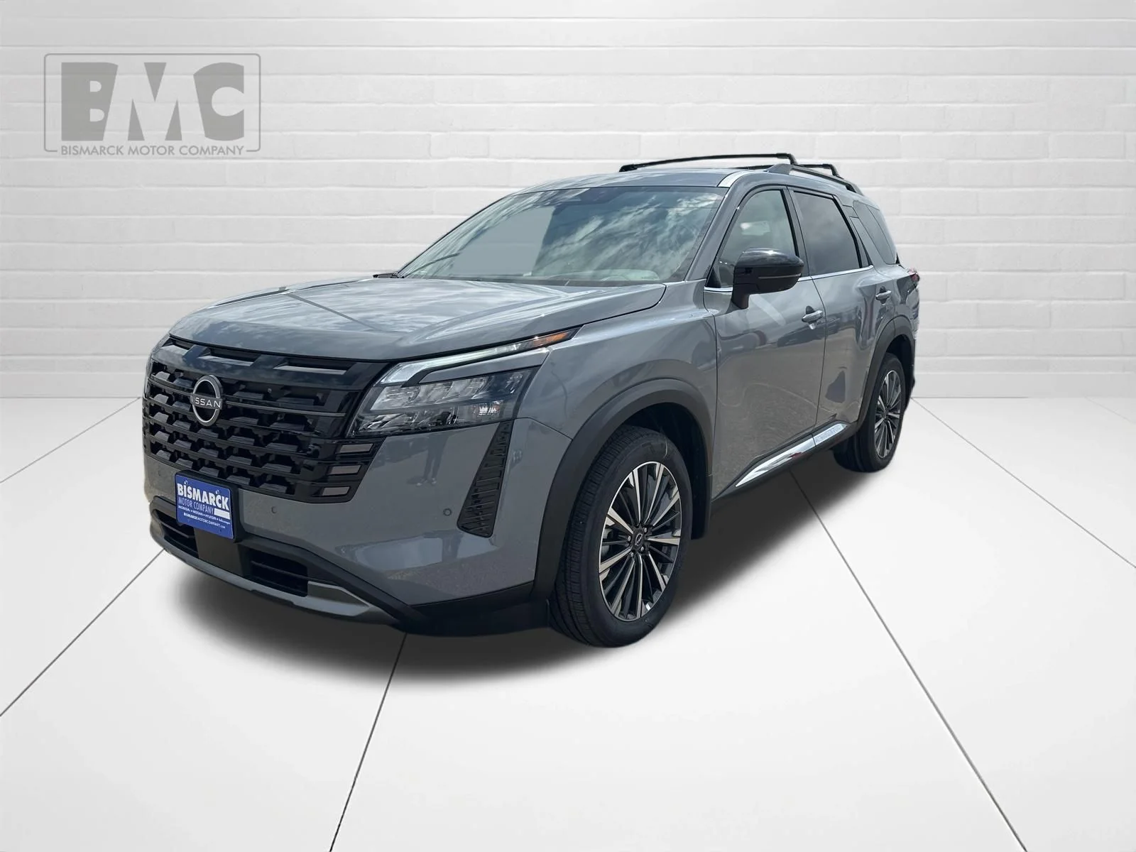 2026 Nissan Pathfinder Platinum 4WD's photo