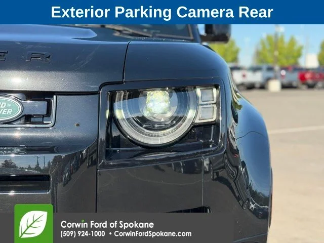 Used 2025  Land Rover X-Dynamic SE image 8
