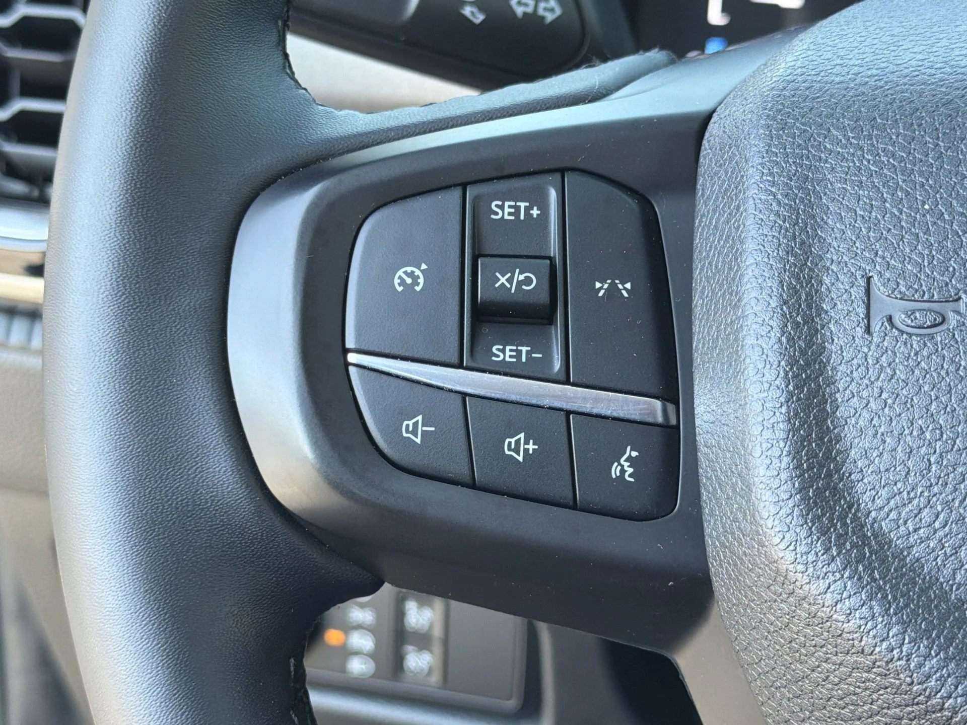 Certified Used 2025 Shadow Black Ford XLT image 12