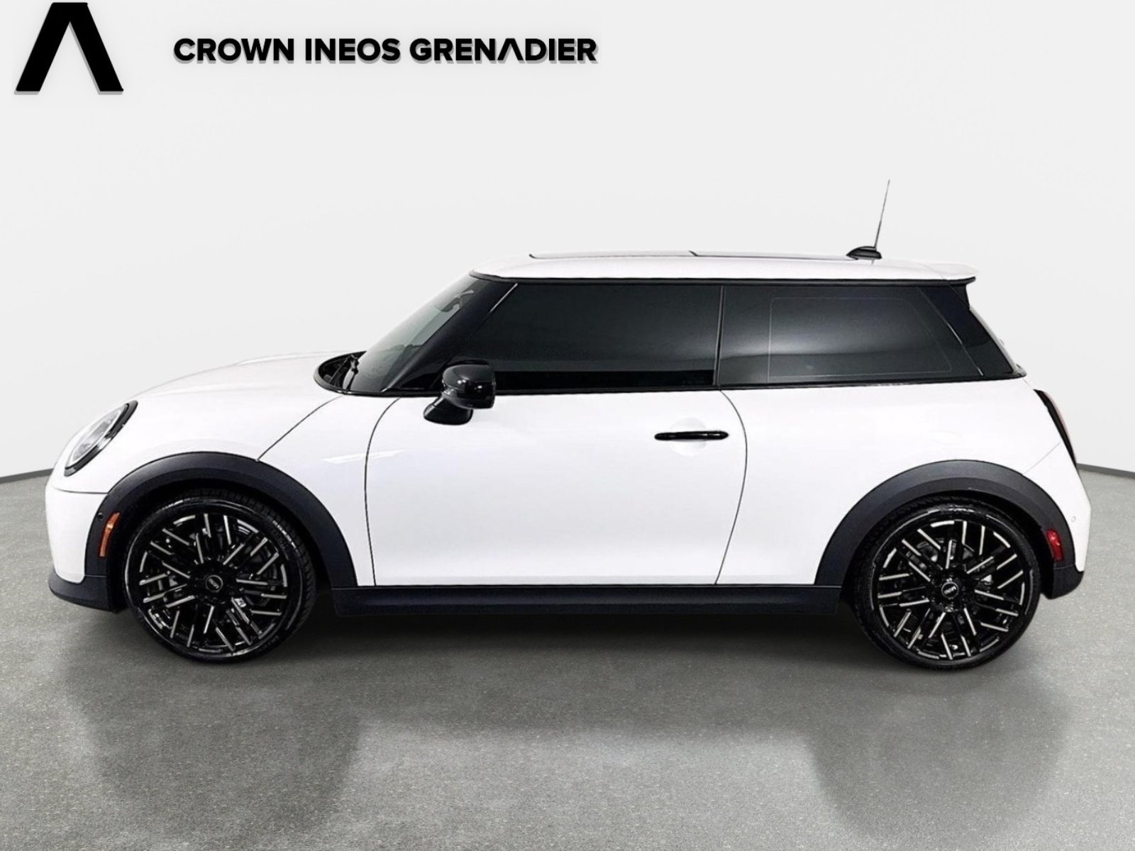 Used 2025 White Metallic MINI Cooper S image 8