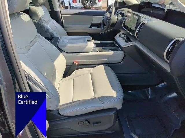 Used 2025 Blue Ford Active image 37