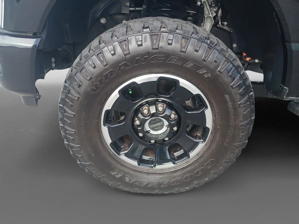 Used 2025 Black Ford Platinum image 15