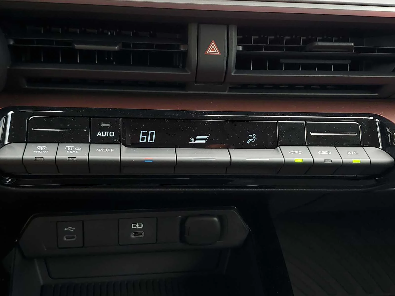 New 2026 Wind Chill Pearl Toyota SE image 23