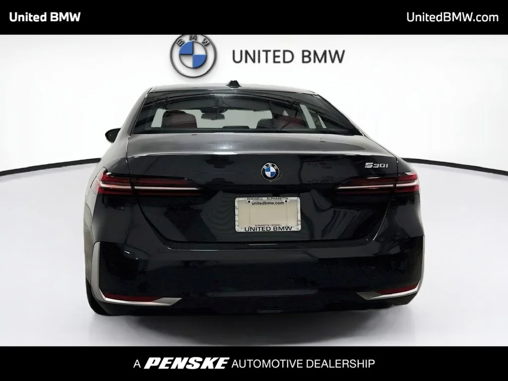 Certified Used 2026 Dark Graphite Metallic BMW 530i image 6