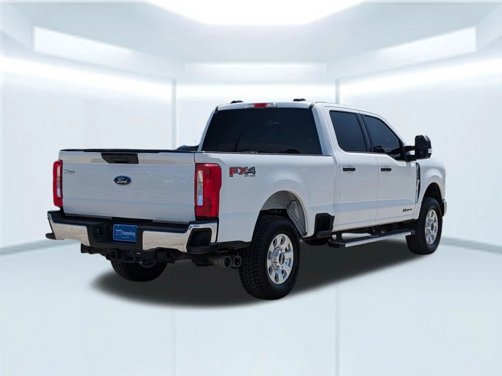 Used 2024 White Ford XLT image 6