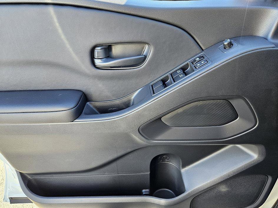 2026 Nissan Frontier SV - Photo 29