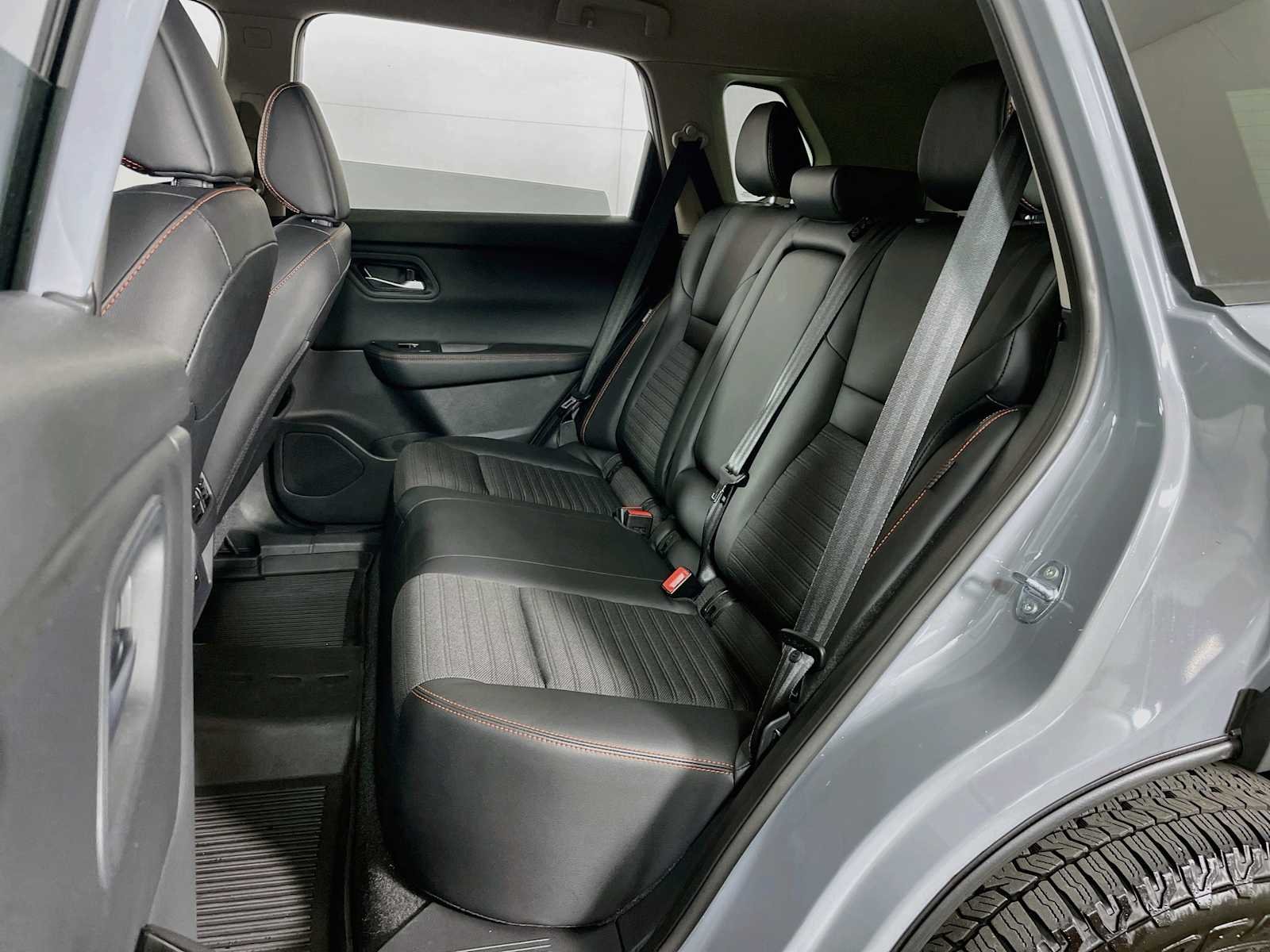Certified Used 2025 Boulder Gray Pearl Nissan Rock Creek image 21