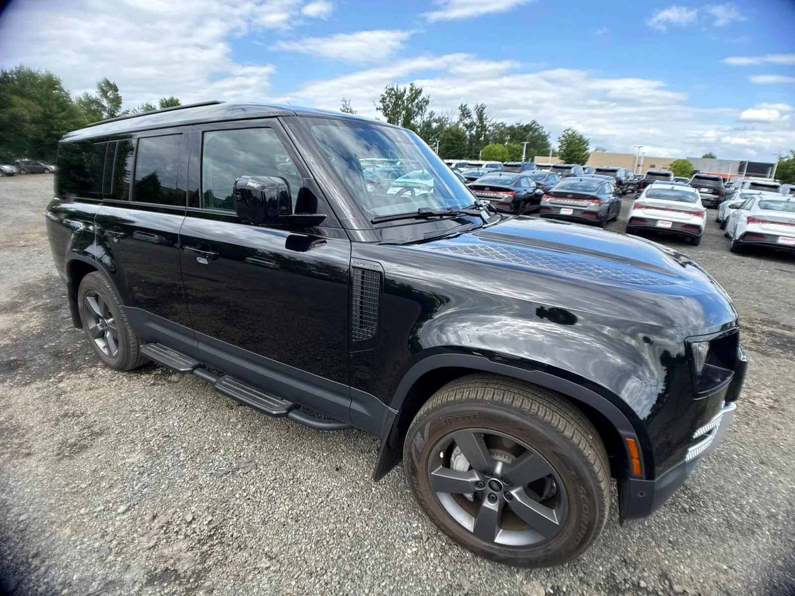 Used 2025 Black Land Rover S image 1