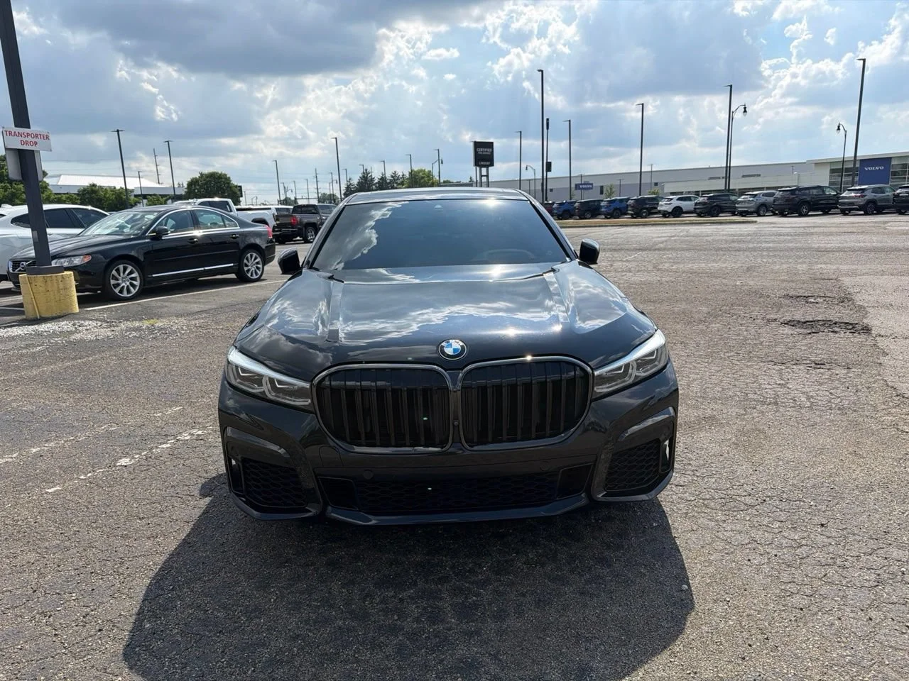 Used 2021 Black BMW xDrive image 2
